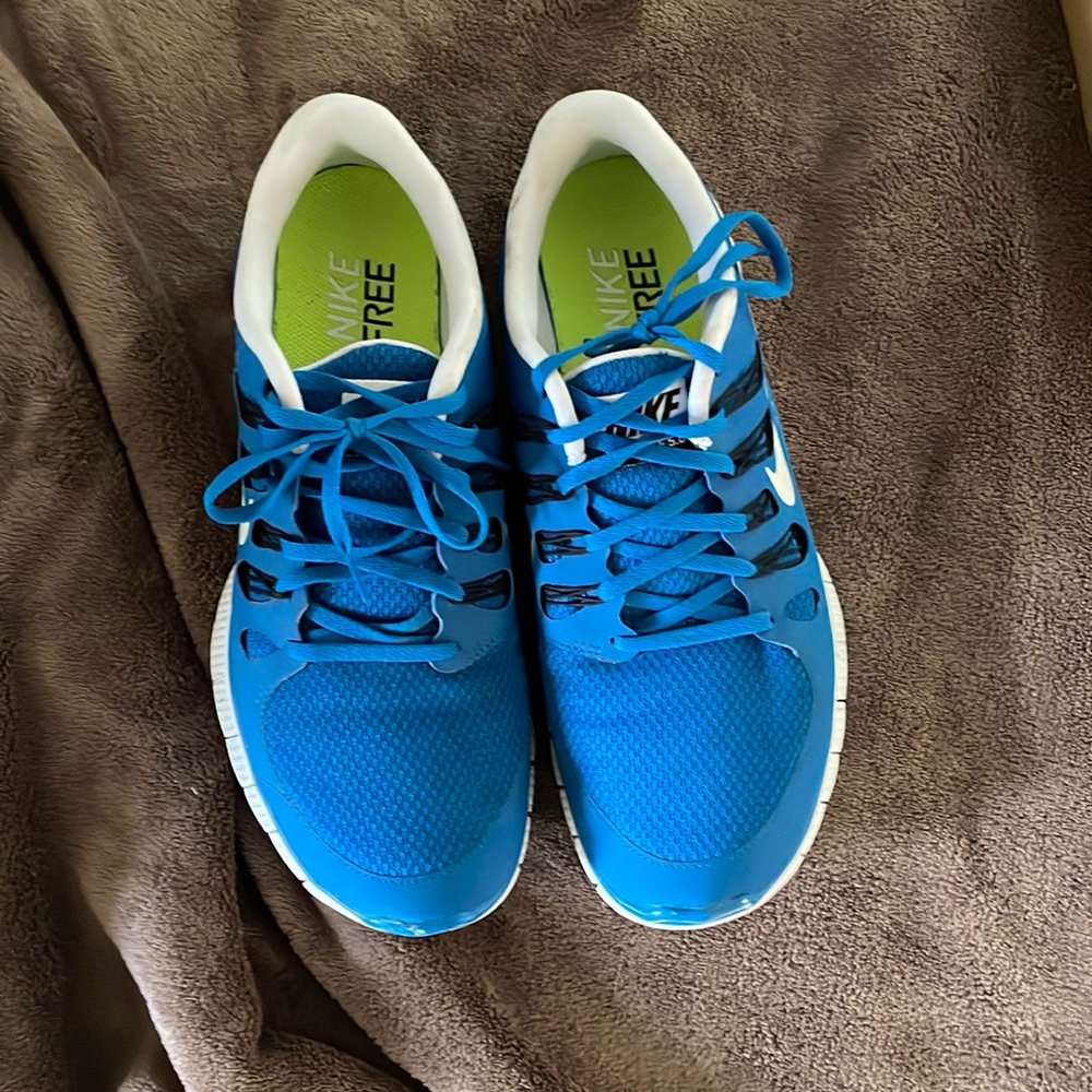 Nike blue shoes